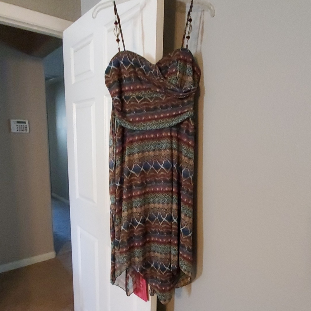Summer dress- XL, stretch material,  ties in back,